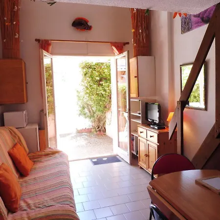Maisons Du Golf Joli T3 Mitoyenne Proche Richelieu Cap D'agde Apartmán *